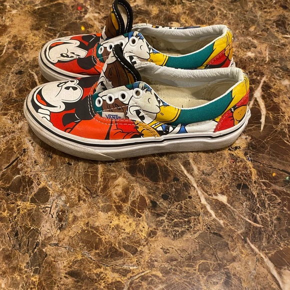 Disney Mickey & friends vans - Picture 2 of 7